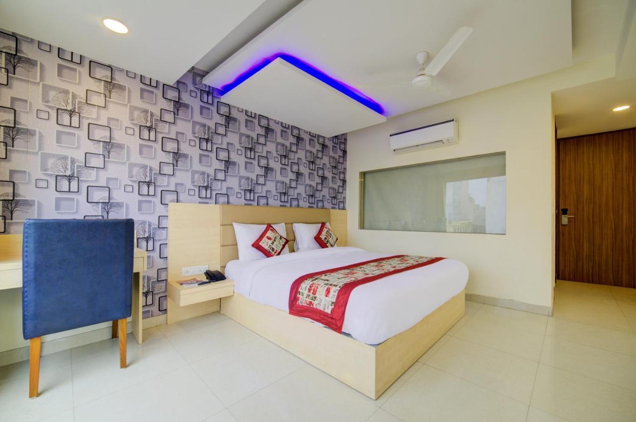 Airport Hotel Daya Capitol New Delhi Exteriör bild